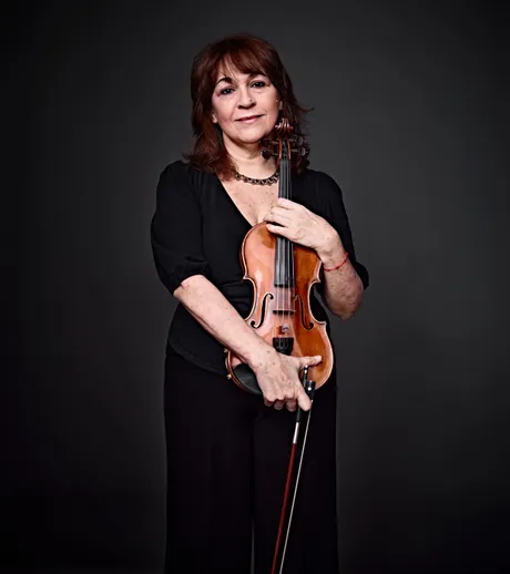 Elina Suris