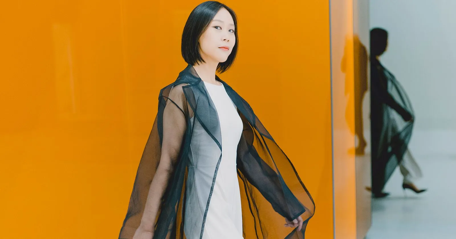 Yeol Eum Son é uma mulher asiática, de cabelos curtos.